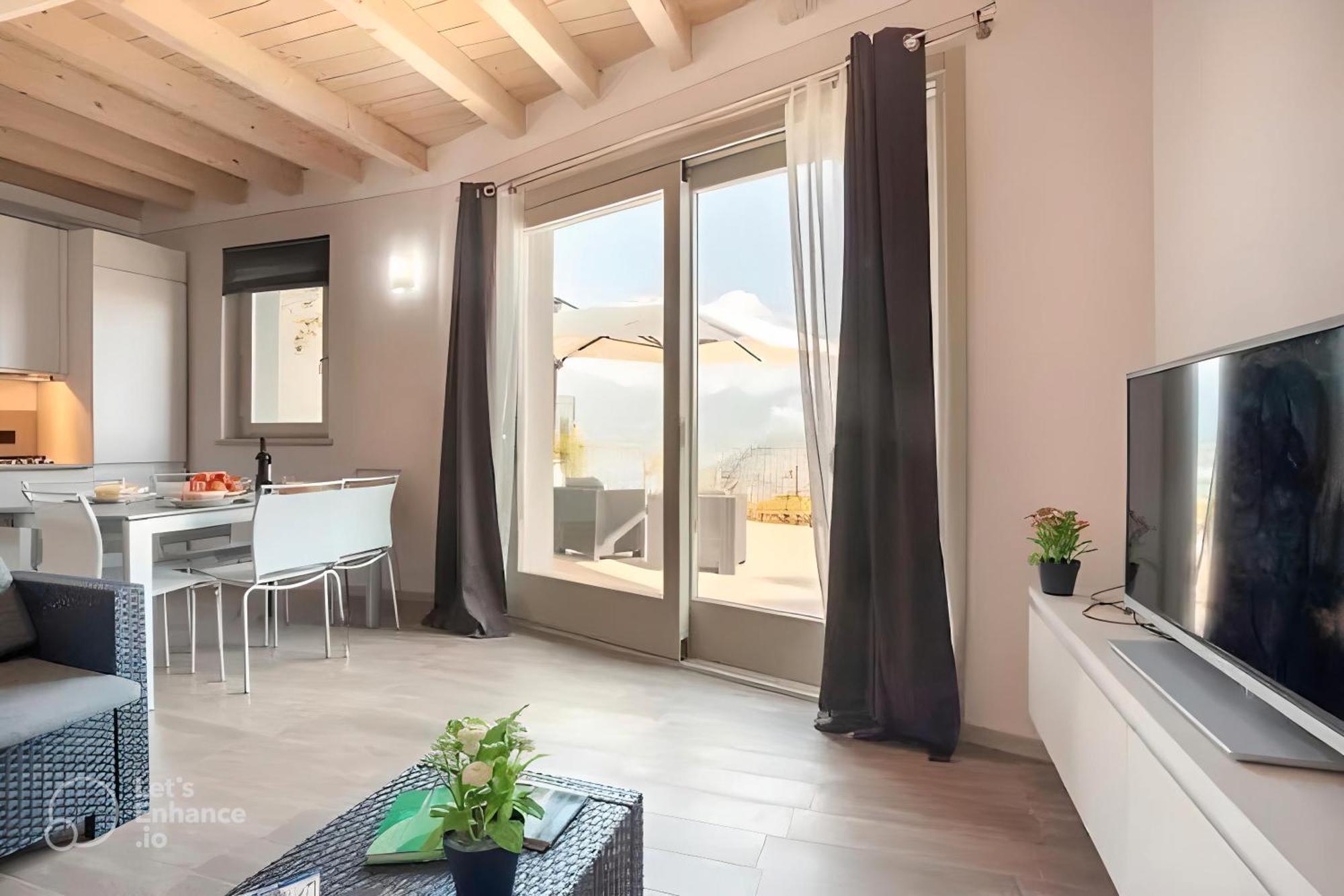 Appartamento Grande Terrazza Vista Lago Parzanica Εξωτερικό φωτογραφία